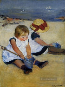 Kinder auf der Ufer Mütter Kinder Mary Cassatt Ölgemälde
